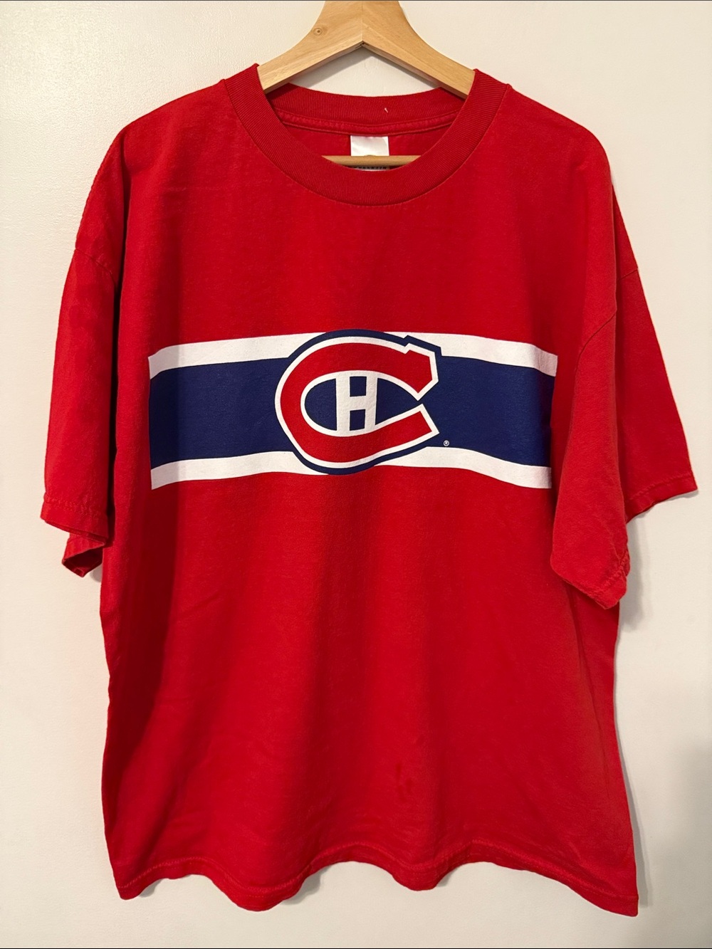 Vintage Montreal Canadiens Red Logo Tshirt